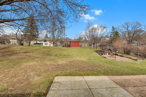 5116 Meadow Ridge Edina MN 55439