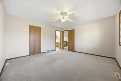 4213 S Rivershore Drive Moorhead MN 56560