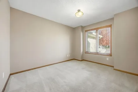 4213 S Rivershore Drive Moorhead MN 56560