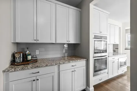 16725 56th Avenue N Plymouth MN 55446