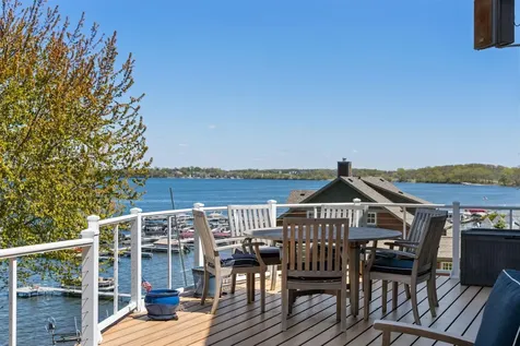 208 E Lake Street Waconia MN 55387