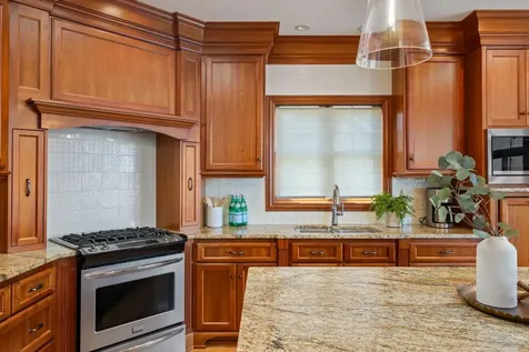 208 E Lake Street Waconia MN 55387