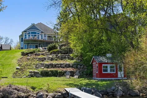 208 E Lake Street Waconia MN 55387