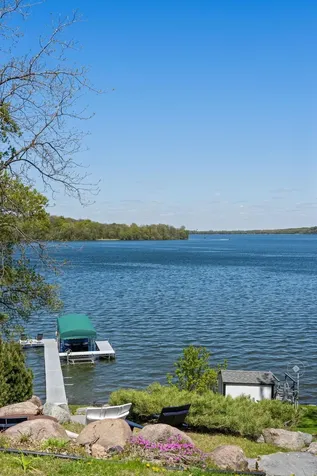 208 E Lake Street Waconia MN 55387