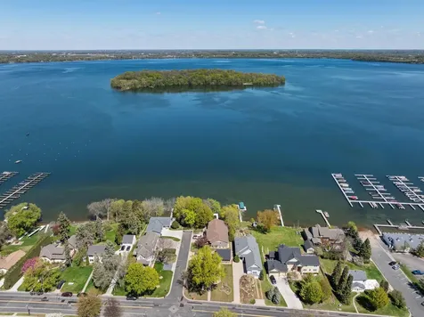 208 E Lake Street Waconia MN 55387