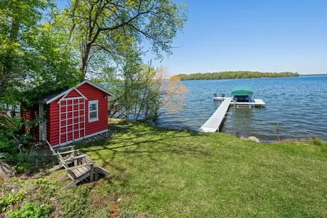 208 E Lake Street Waconia MN 55387