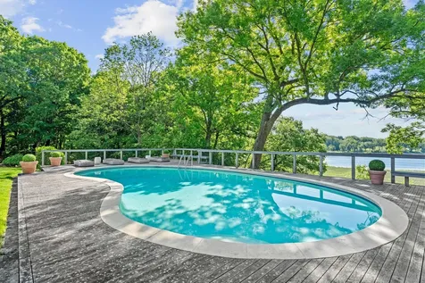 2875 Gale Road Woodland MN 55391