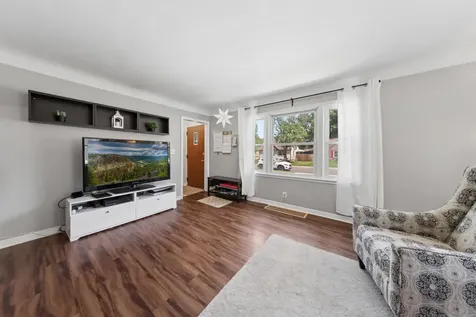 402 Jefferson Avenue S Edina MN 55343