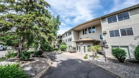 10301 Cedar Lake Road Minnetonka MN 55305