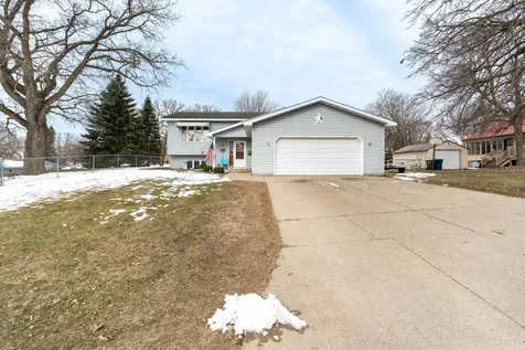 517 Springen Avenue Fergus Falls MN 56537