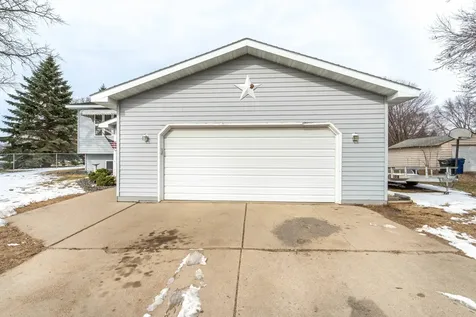 517 Springen Avenue Fergus Falls MN 56537