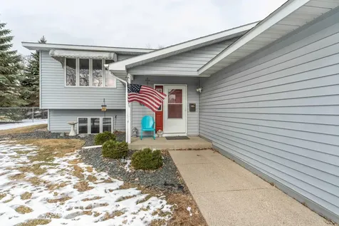 517 Springen Avenue Fergus Falls MN 56537