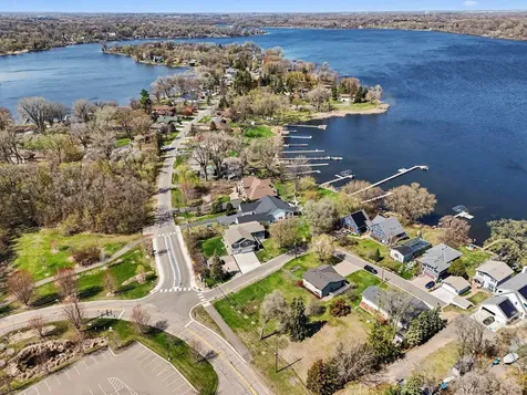 100 Peninsula Road Medicine Lake MN 55441
