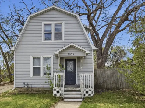1634 1st Avenue S Fargo ND 58103