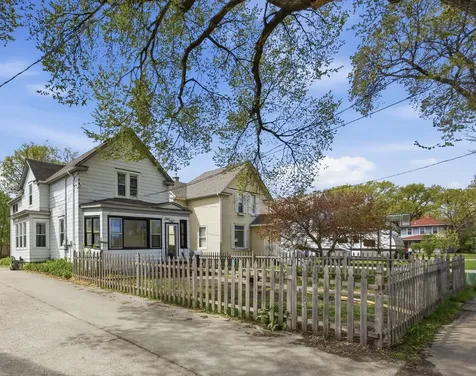 1342 3rd Avenue S Fargo ND 58103