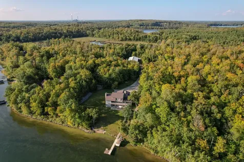 35873 Drumbeater Road Cohasset MN 55721
