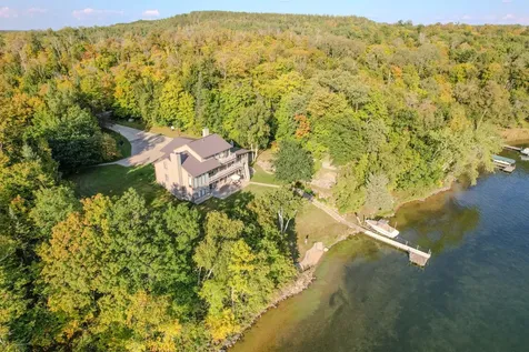 35873 Drumbeater Road Cohasset MN 55721