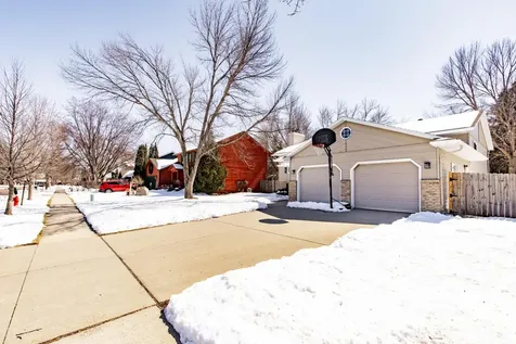 2408 34th Avenue S Fargo ND 58104