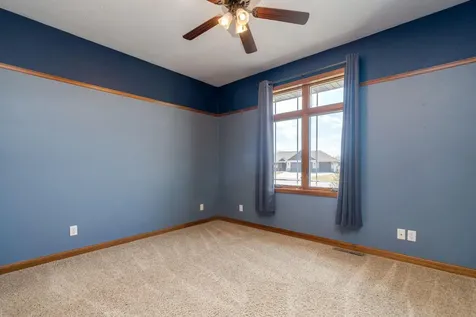 125 Kenna Drive Le Sueur MN 56058