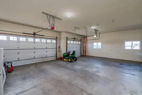 125 Kenna Drive Le Sueur MN 56058