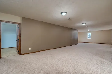 125 Kenna Drive Le Sueur MN 56058