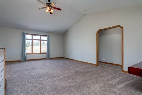 125 Kenna Drive Le Sueur MN 56058