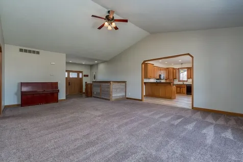 125 Kenna Drive Le Sueur MN 56058