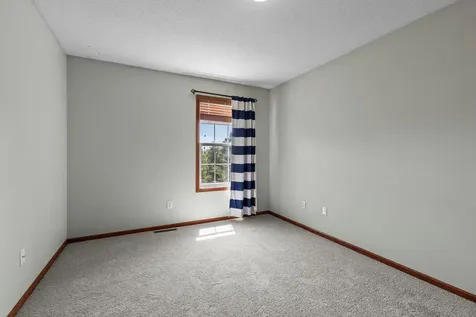 16217 50th Avenue N Plymouth MN 55446