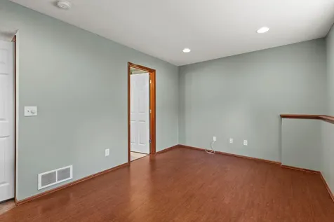 16217 50th Avenue N Plymouth MN 55446