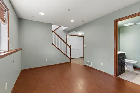 16217 50th Avenue N Plymouth MN 55446
