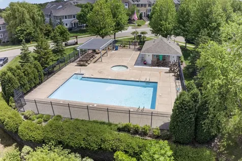 16217 50th Avenue N Plymouth MN 55446