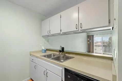2800 Hamline Avenue N Roseville MN 55113