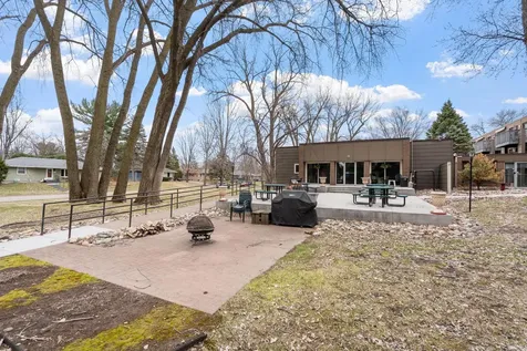 2800 Hamline Avenue N Roseville MN 55113