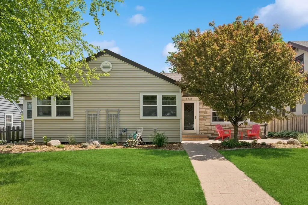 5249 Abbott Avenue S Minneapolis MN 55410
