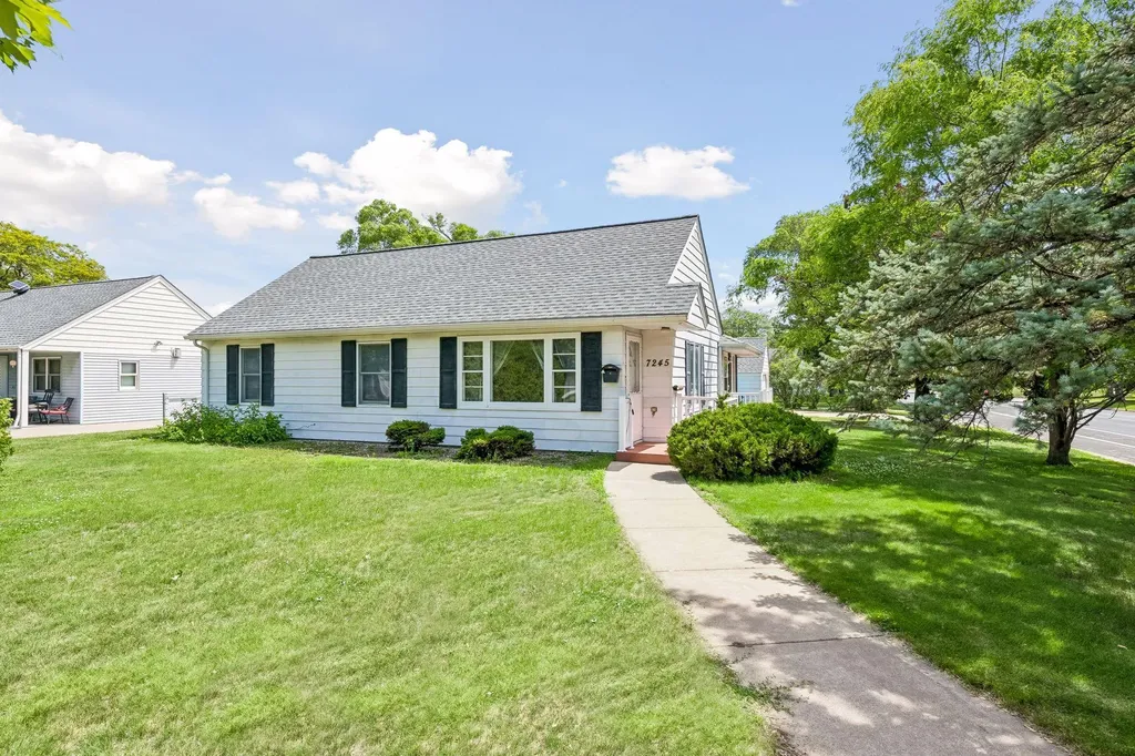 7245 Elliot Avenue S Richfield MN 55423