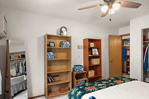 16 E 13th Street Waconia MN 55387