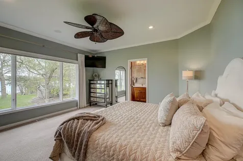 5256 Oxford Street N Shoreview MN 55126
