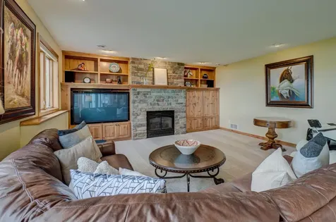 5256 Oxford Street N Shoreview MN 55126