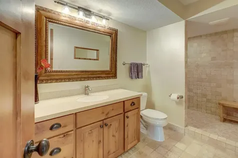 5256 Oxford Street N Shoreview MN 55126