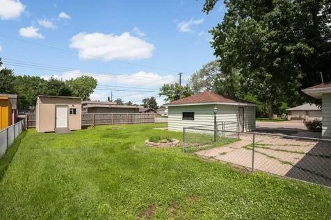 8200 16th Avenue S Bloomington MN 55425