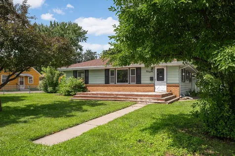 8200 16th Avenue S Bloomington MN 55425