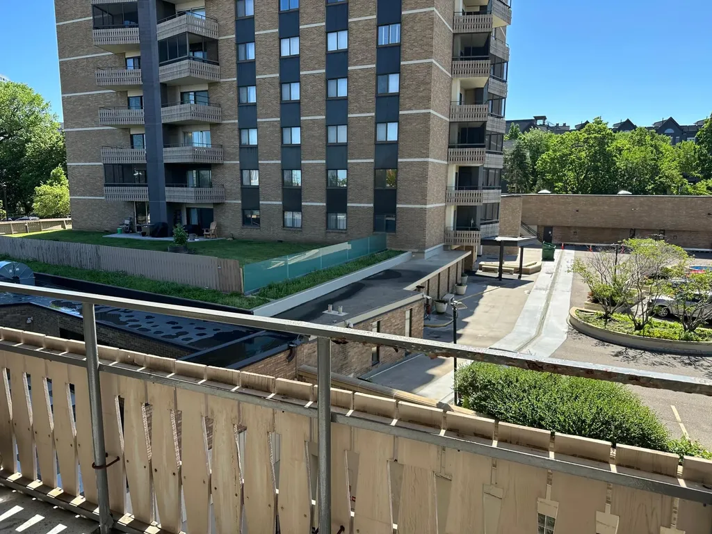 410 Groveland Avenue Minneapolis MN 55403