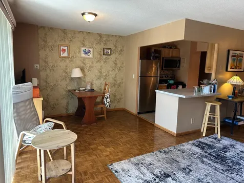 410 Groveland Avenue Minneapolis MN 55403