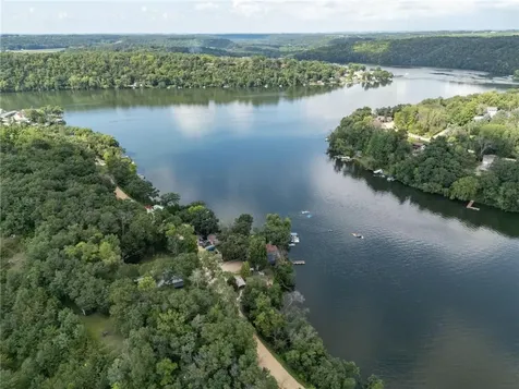 40402 Ryans Bay Road Zumbro Falls MN 55991