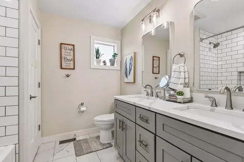 3374 Library Lane Saint Louis Park MN 55426