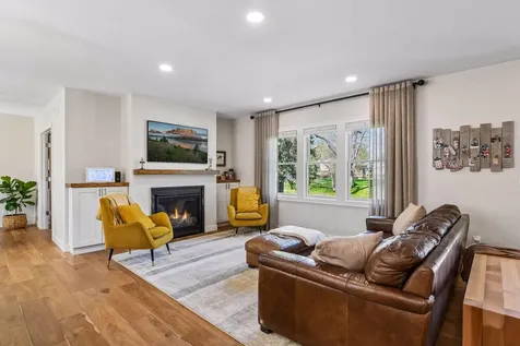 3374 Library Lane Saint Louis Park MN 55426