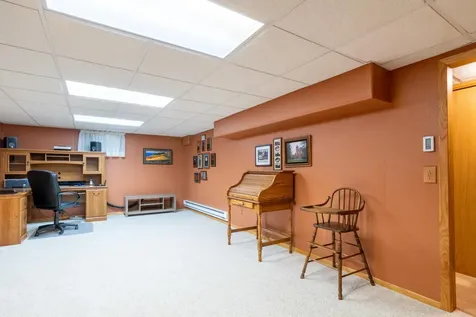 747 5th Avenue NW Valley City ND 58072