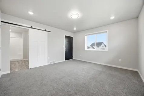 8068 Goldfinch Drive Horace ND 58047