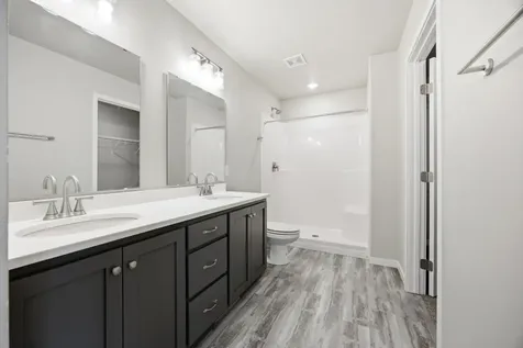 8068 Goldfinch Drive Horace ND 58047