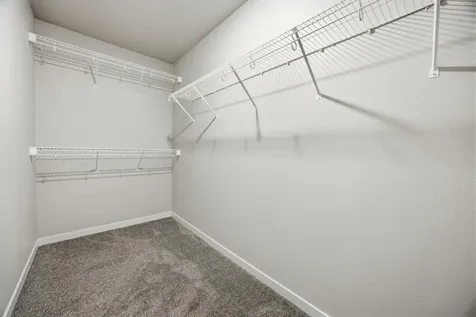 8068 Goldfinch Drive Horace ND 58047